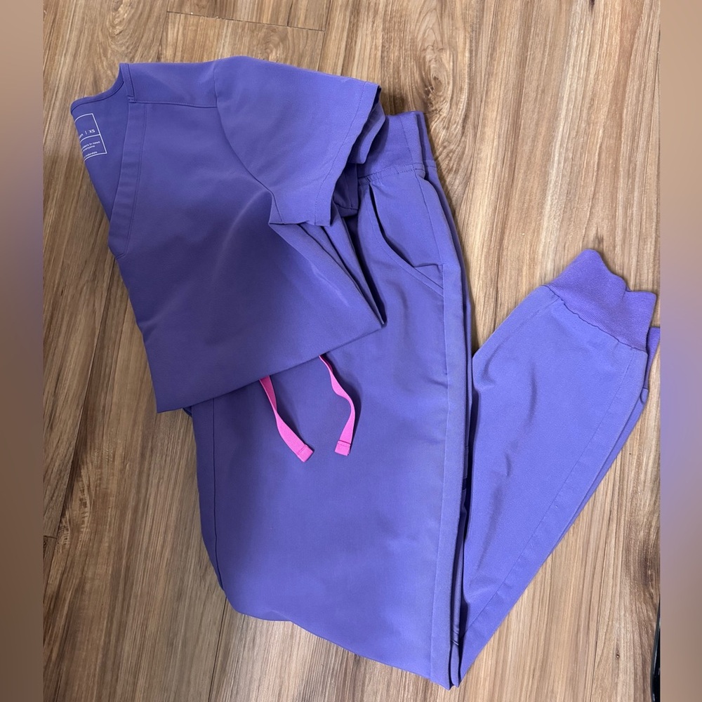 Figs Amethyst Scrub Set •XS•
